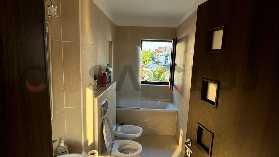 Apartament cu terasa si loc de parcare, Andrei Muresanu - Poză 8