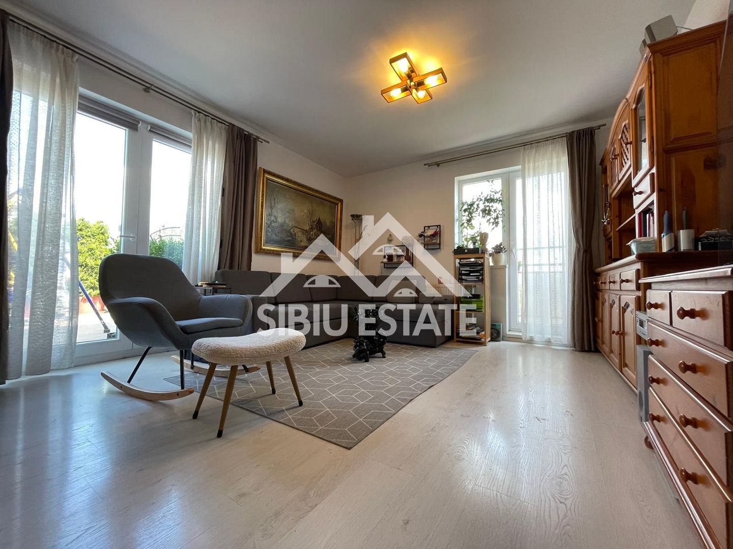 Penthouse modern cu terasă spectaculoasă de 50 mp Belvedere Residence - Poză 2