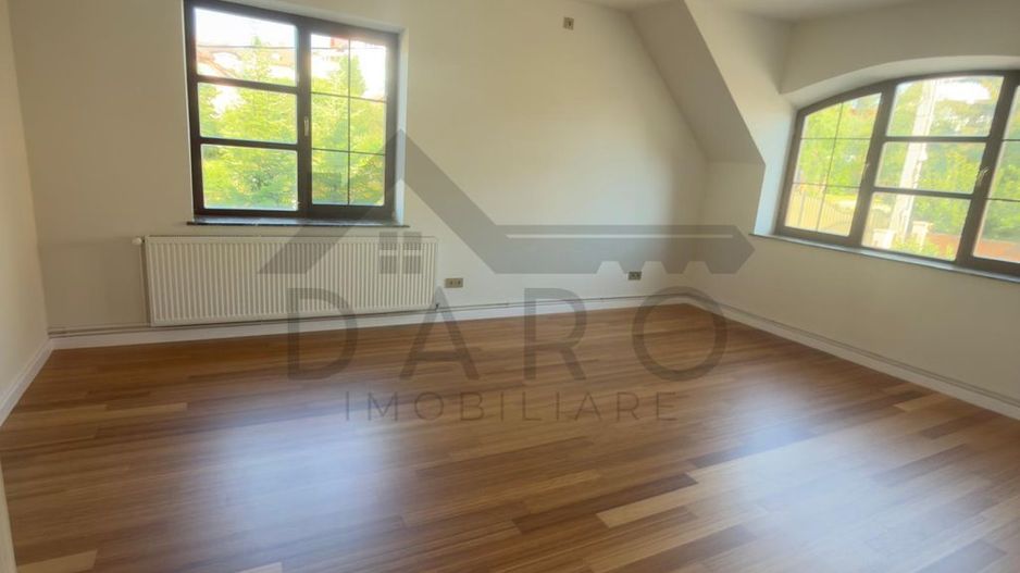 Spațiu birouri premium – 309 mp utili + 520 mp parcare pavata in curte - Poză 6