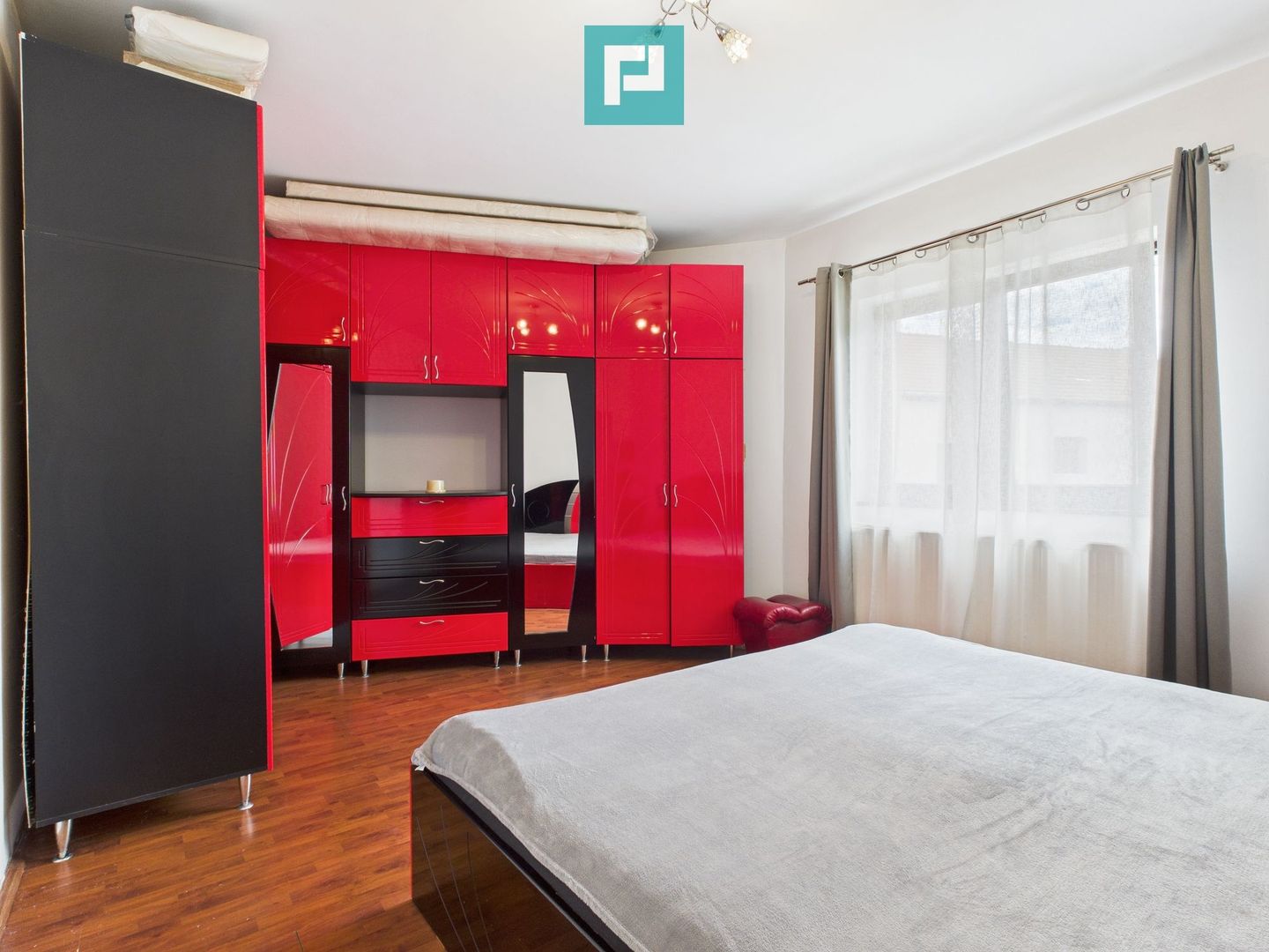 Apartament cu 2 camere și terasă generoasă - Poză 5