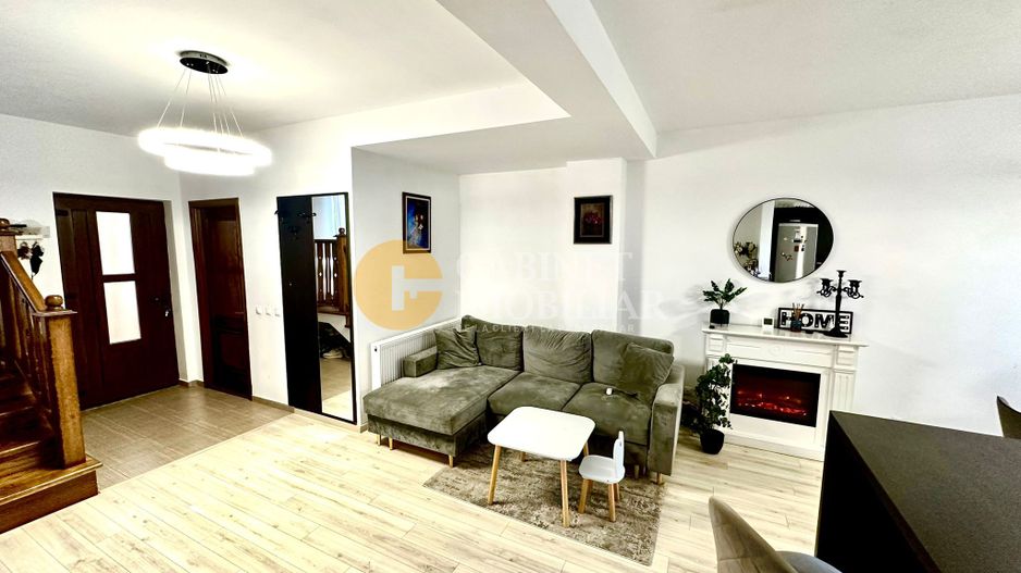 Casa Triplex Rediu Complet Mobilat - Poză 1