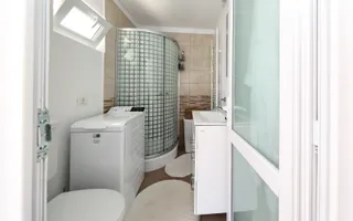Casă renovată, teren 394 mp – Râșnov, str. Misu Popp, zonă centrală - Poză 16