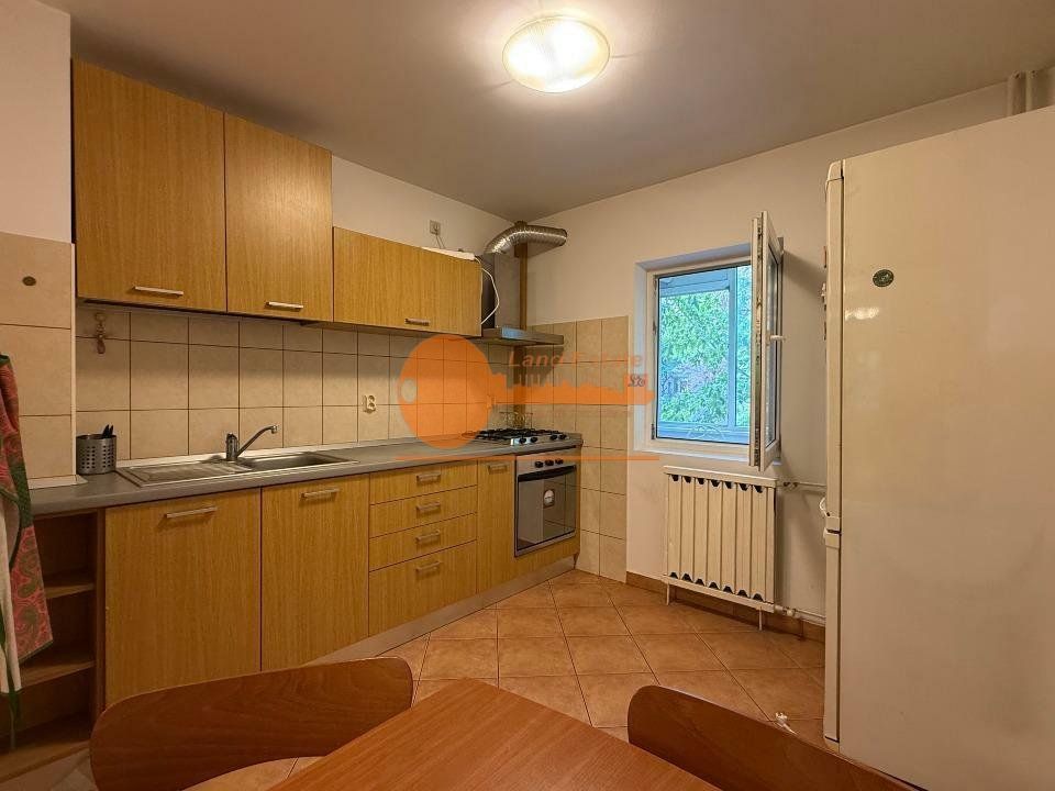 Apartament cu 2 camere de vânzare în Aviatiei, Bucuresti - Poză 1