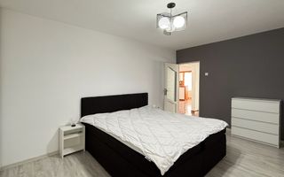 Apartament cu 2 camere decomandat, renovat , etaj 4 Paltinisului - Poză 1