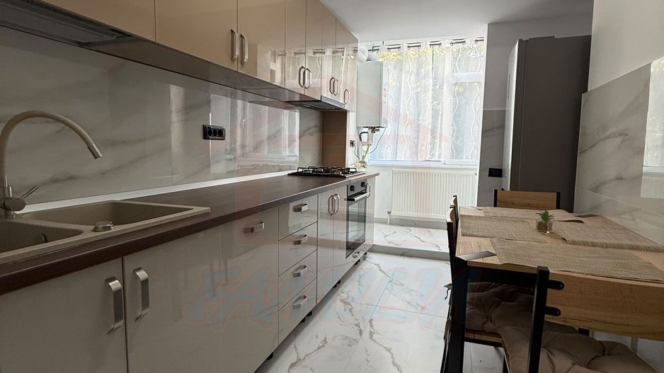 🔑  APARTAMENT 3 CAMERE, MICRO 13, 500 EURO/LUNA - Poză 22