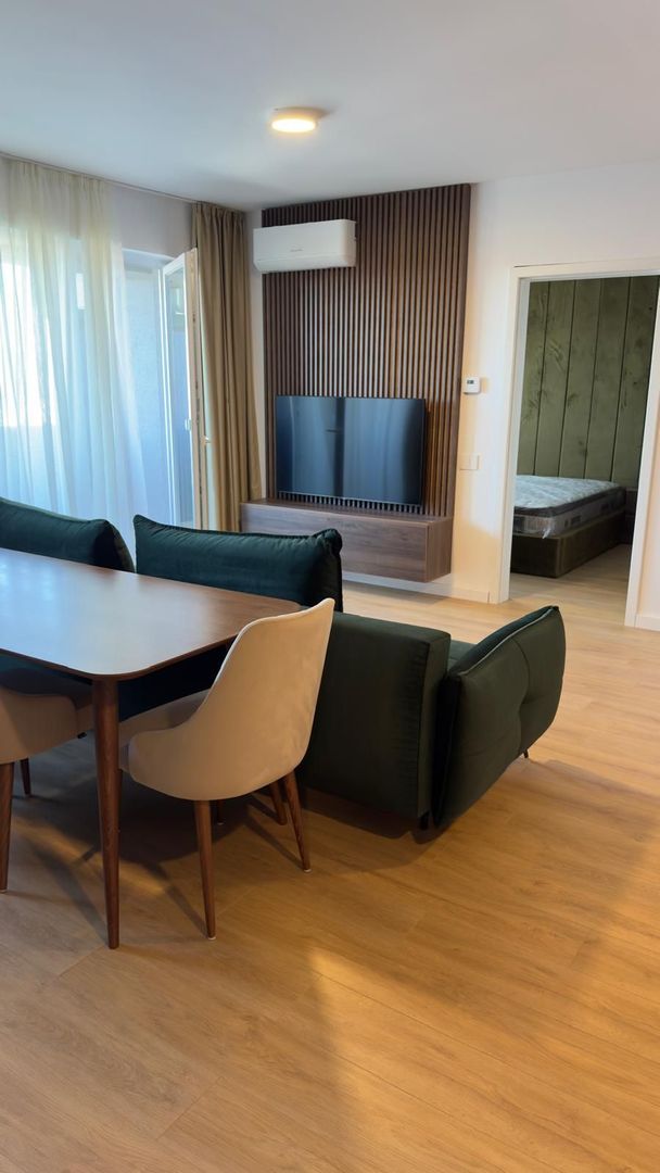 Inchiriez ap 3 camere, mobil utilat modern, loc parcare- 800 euro/luna - Poză 2