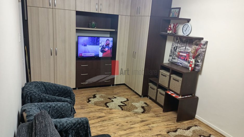 GARSONIERA - BARCA - Poză 7