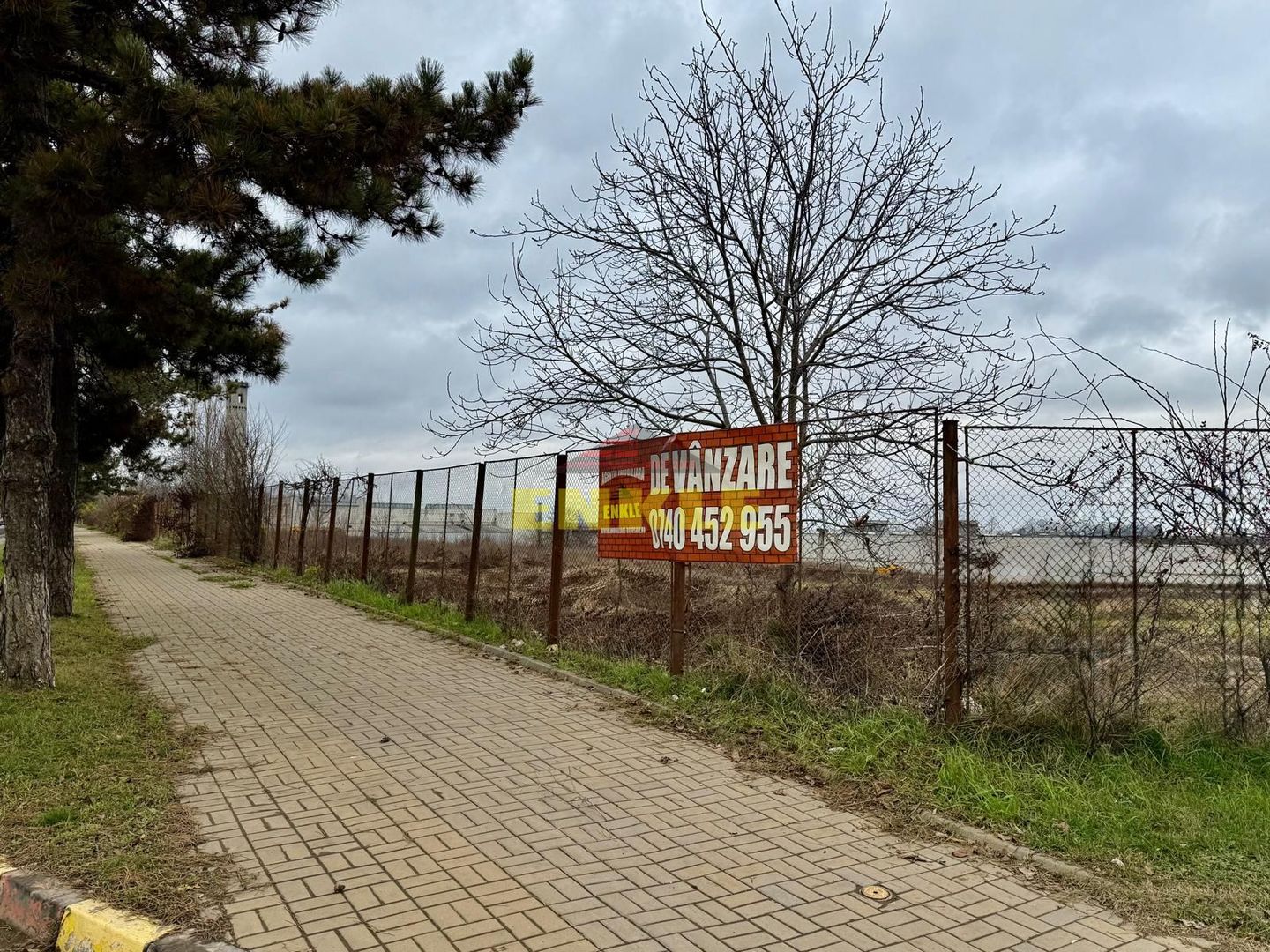 Vand teren intravilan 13629 mp  deschidere 150 ml la Calea Nationala - Poză 2