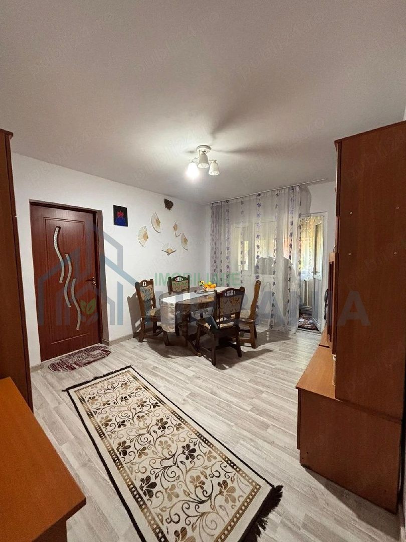 Apartament 2 camere de vânzare în Târgu Frumos - Poză 3