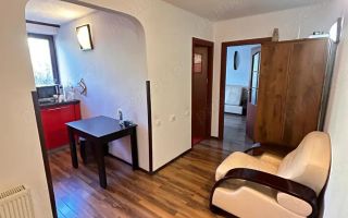 Central (cod04)-Apartament 3 camere mobilat utilat - Poză 1