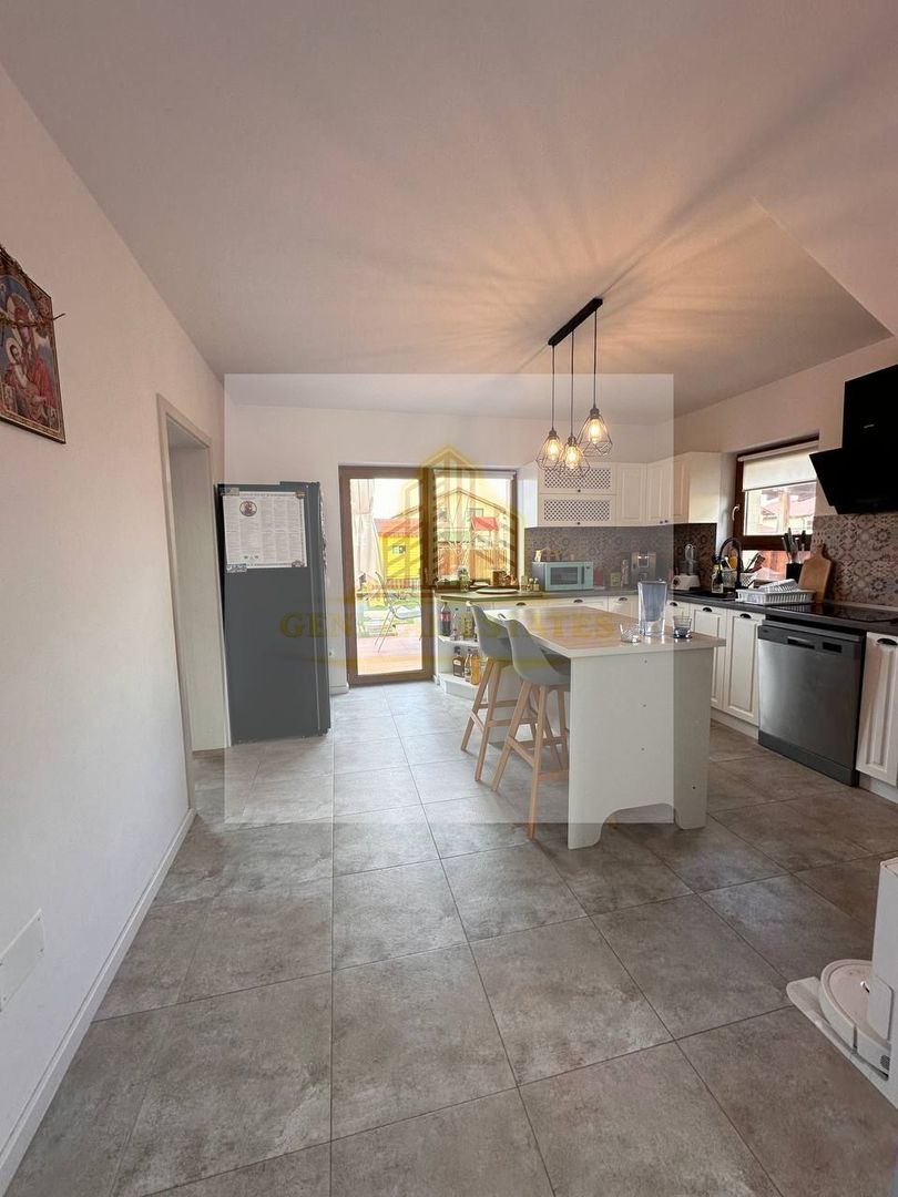 Casă modernă de vânzare în Cristian, Brașov - Poză 9