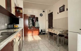 Apartament de vânzare în Sibiu, cu 2 camere decomandate, Terezian - Poză 6