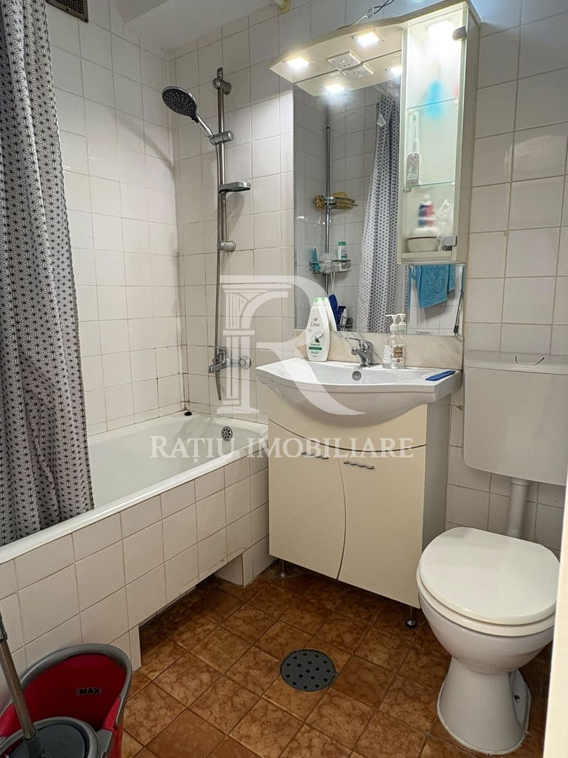 Apartament cu 3 camere | Zona Centrala | Oradea - Poză 7