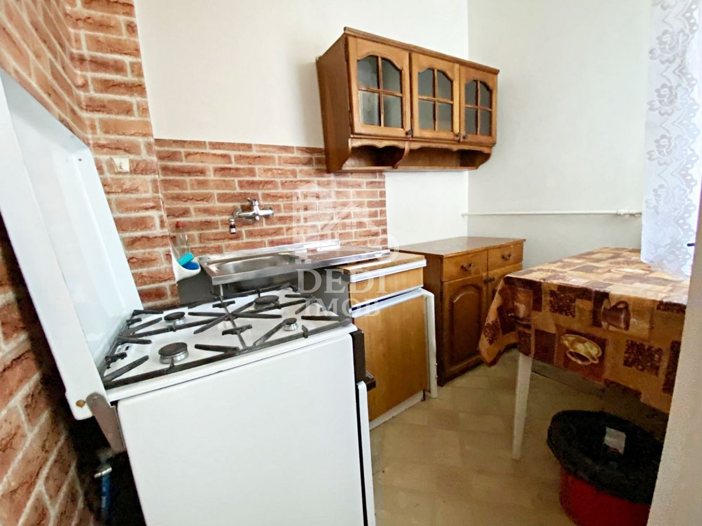 Apartament cu 1 camera de vanzare zona Decebal, Oradea - Poză 4