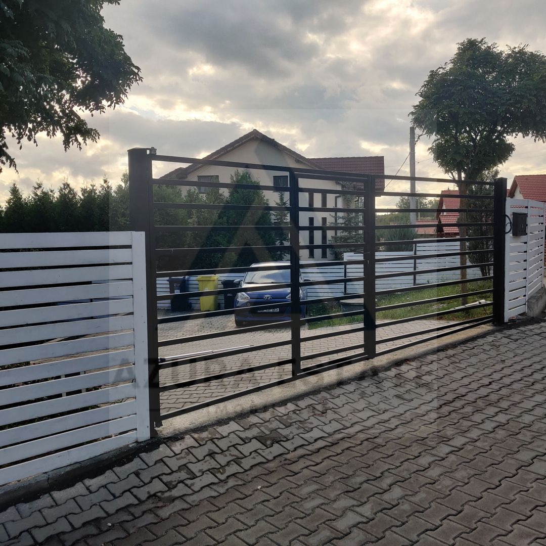 Casa individuala 4 camere 2 bai si teren 573 mp in Bavaria Park - Poză 14