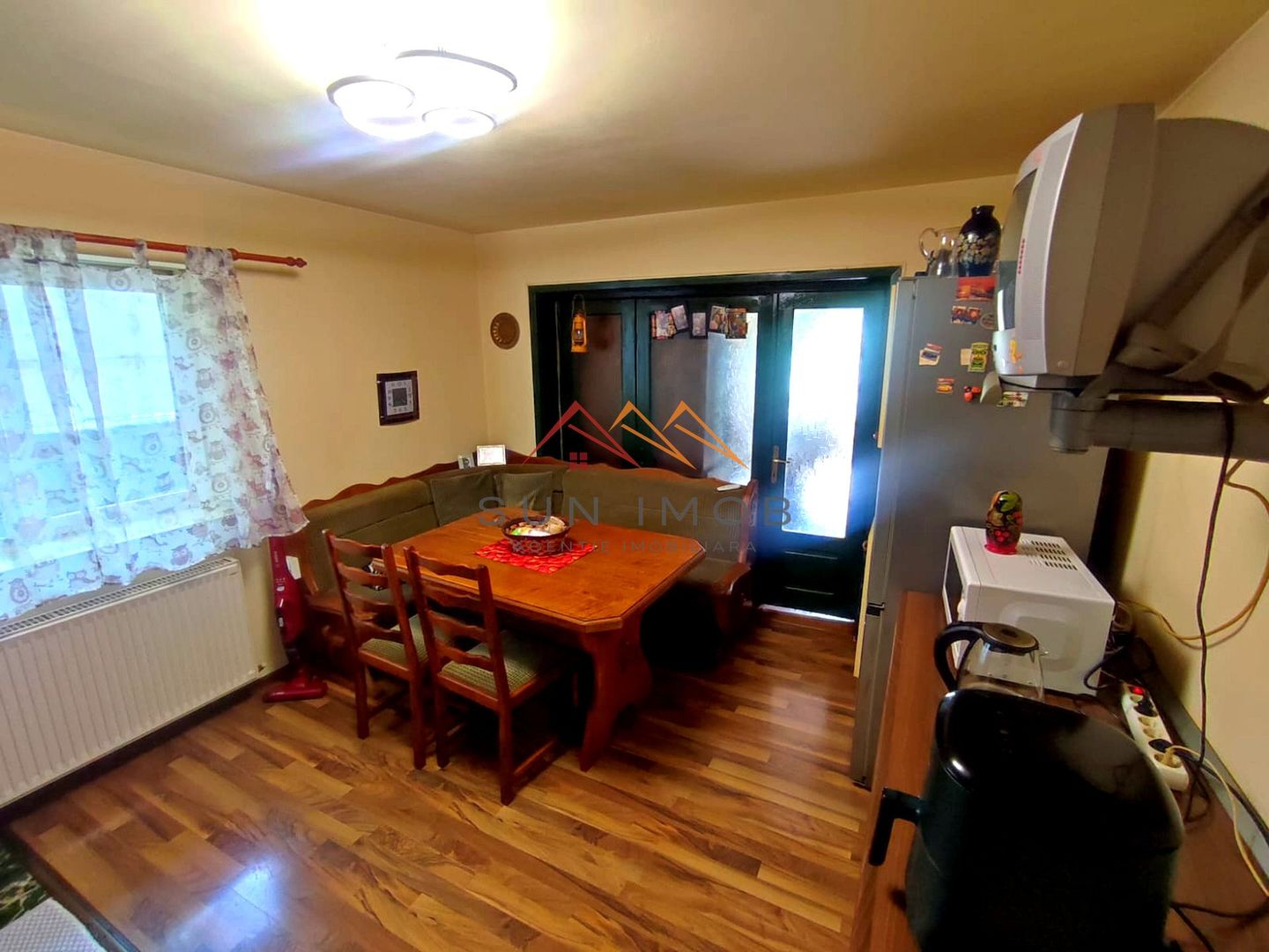 Casa de vacanta, P+M, 6 camere, teren 600 mp, Breaza, Judetul Prahova - Poză 4