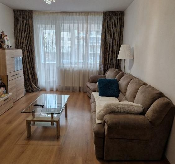 Apartament 3 camere | 70 mp | 1,5 min metrou | Complet renovat | Mobilat,utila - Poză 3