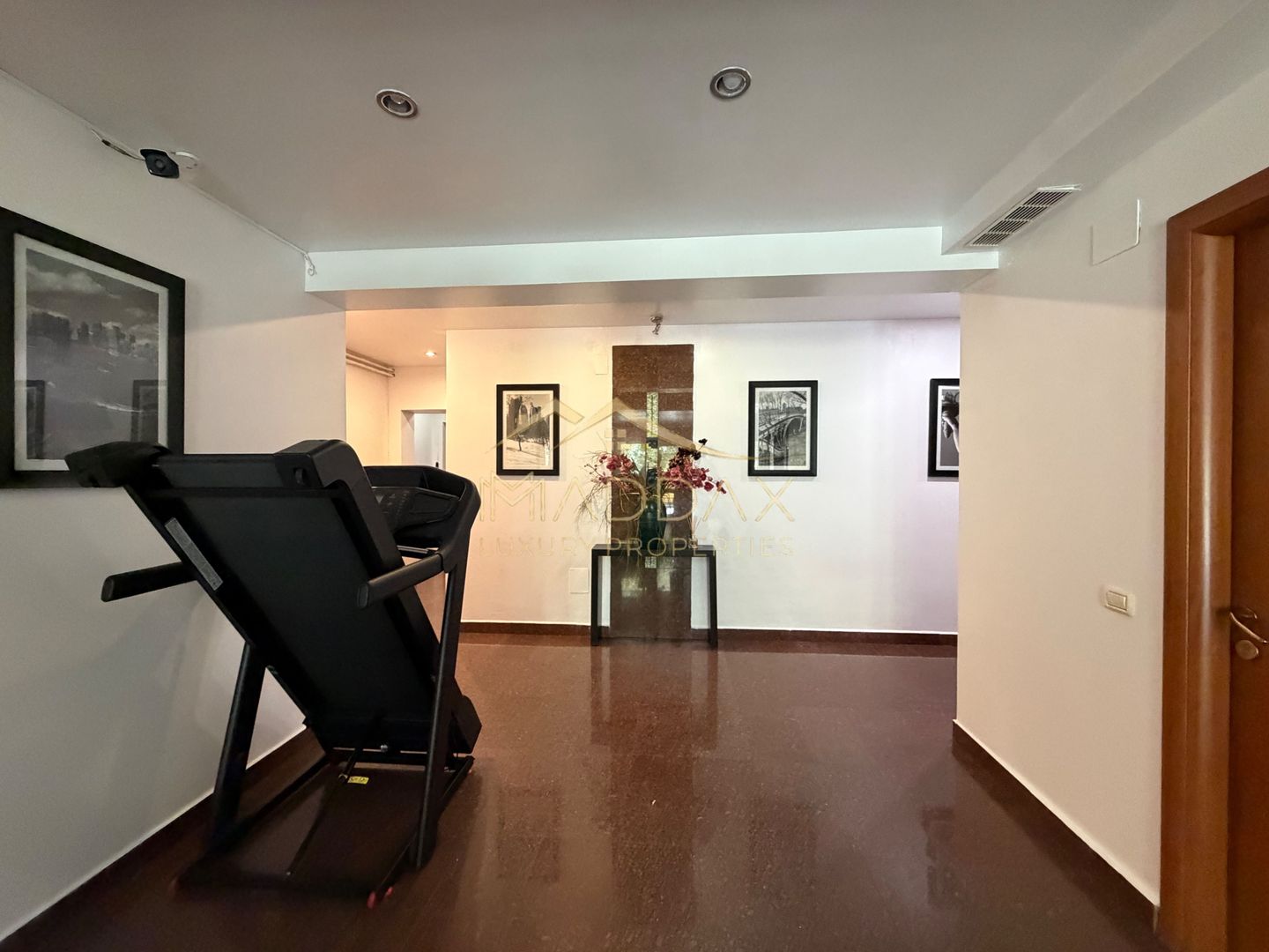 Apartament de închiriat / 3 camere lux *144m*  / Herastrau - Poză 27