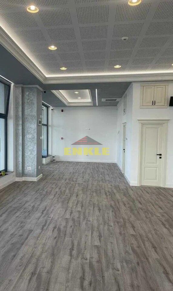 Spatiu comercial de inchiriat 140 mp, zona ultracentrala - Poză 1