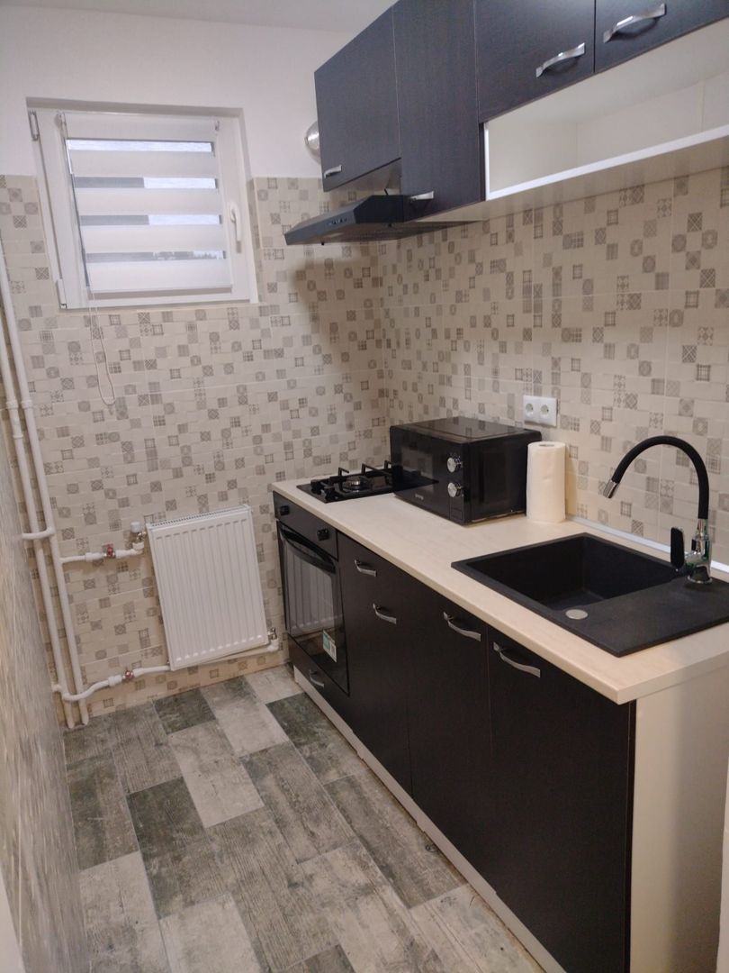 De vanzare apartament 2 camere Drumul Taberei - Poză 5