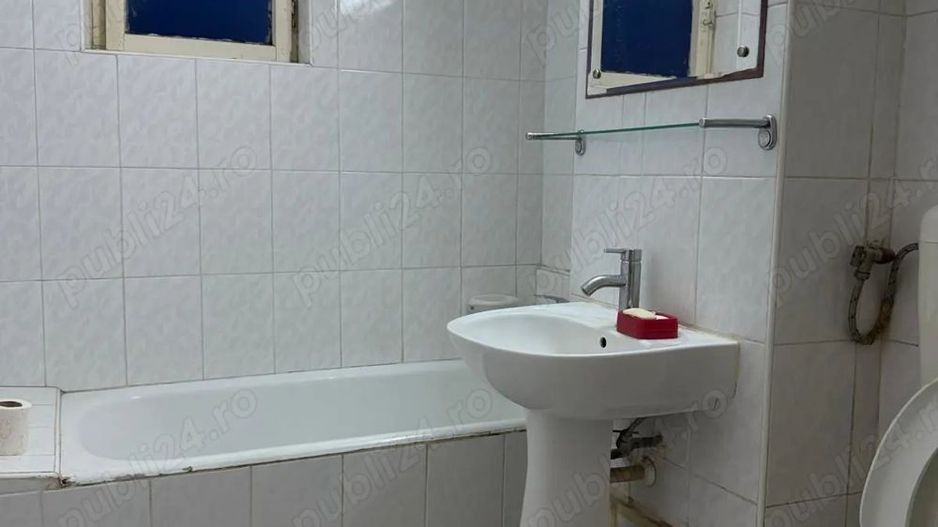Vanzare apartament 4 camere, decomandat, etaj 1 - Rahova, Sos.Salaj - Poză 3