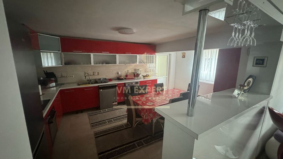 VILA 5 CAMERE TEREN 1200 MP, LAZARESTI (SCHITU GOLESTI) - Poză 2