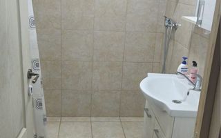 BRASADAS vinde garsoniera la PARTER in zona Burdea. - Poză 7
