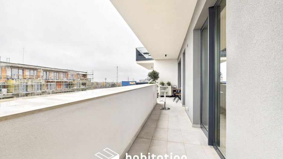 Apartament 3 camere, terasa spatioasa, zona Centralǎ - complex Paltim - Poză 24