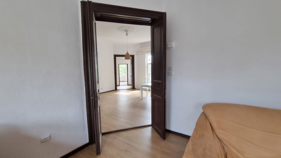 APARTAMENT SUPERB ZONA KOGALNICEANU - Poză 6