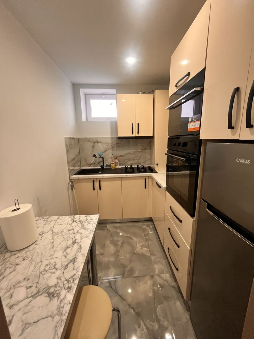 Apartament cu 2 Camere de Vânzare | Suceava/Central | 85.000 Euro - Poză 4