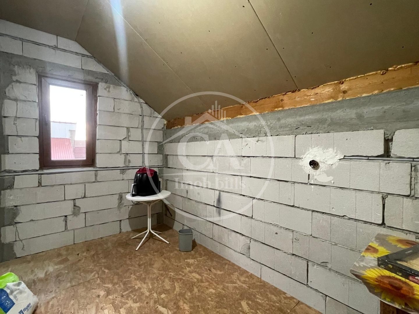 Casa de vânzare cu 7 camere in zona Nufarul, Oradea - Poză 20