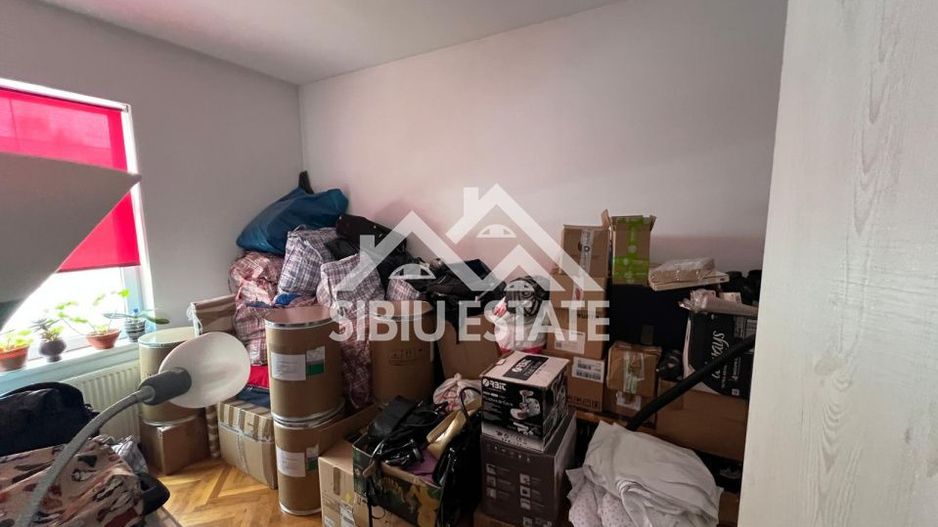 De vânzare: Proprietate cu 2 unități locative ,Zona Lupeni, Sibiu - Poză 12