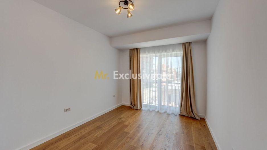 Vila Otopeni central 222mp cu gradina - Poză 12