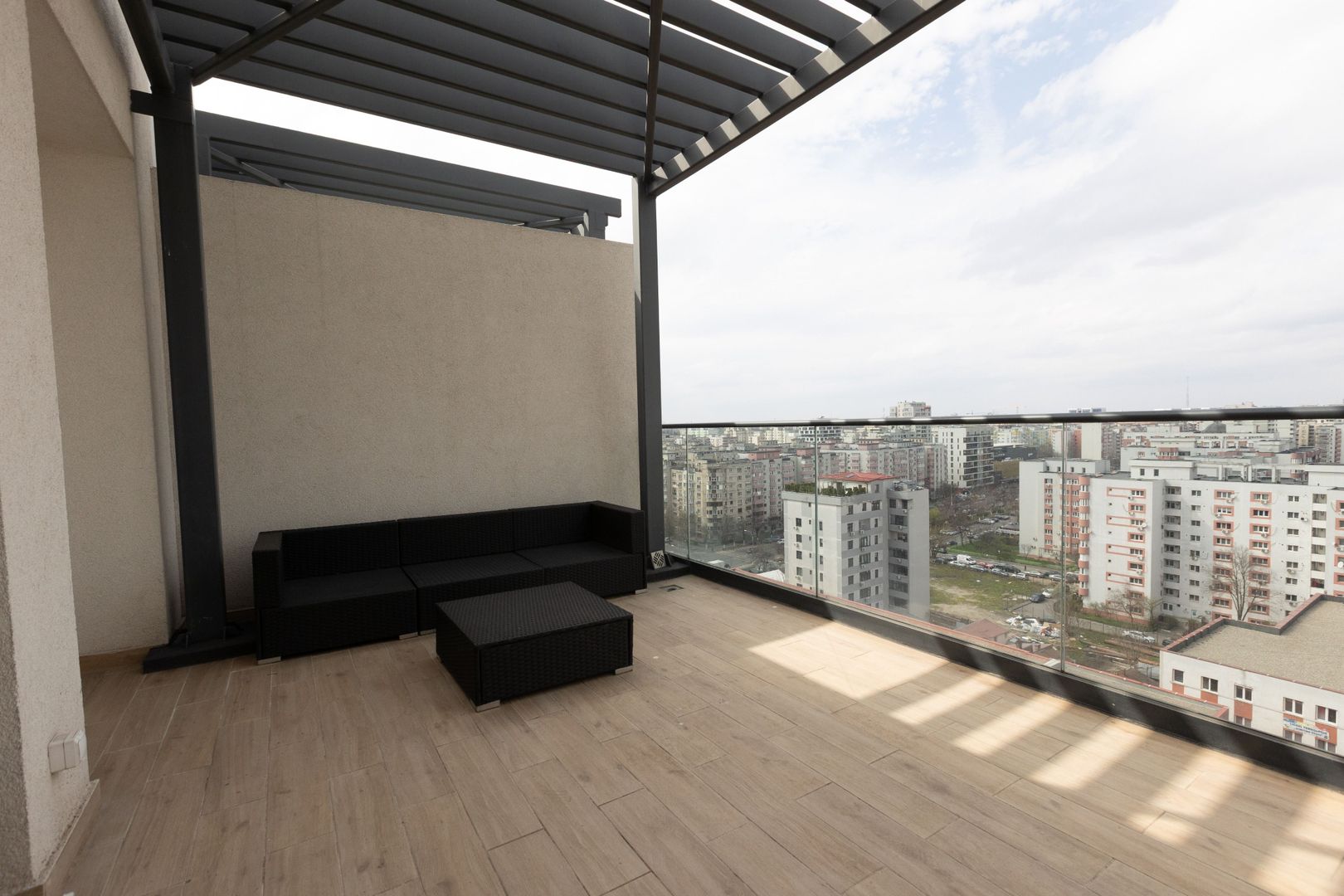 De Inchiriat Apartament 3 Camere de Lux, pe 2 Nivele, Sebastian sect.5 - Poză 33