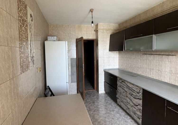 Apartament 3 camere decomandat | Mazepa 2 | Etaj 3 | Bloc 1990 | Centrală - Poză 3