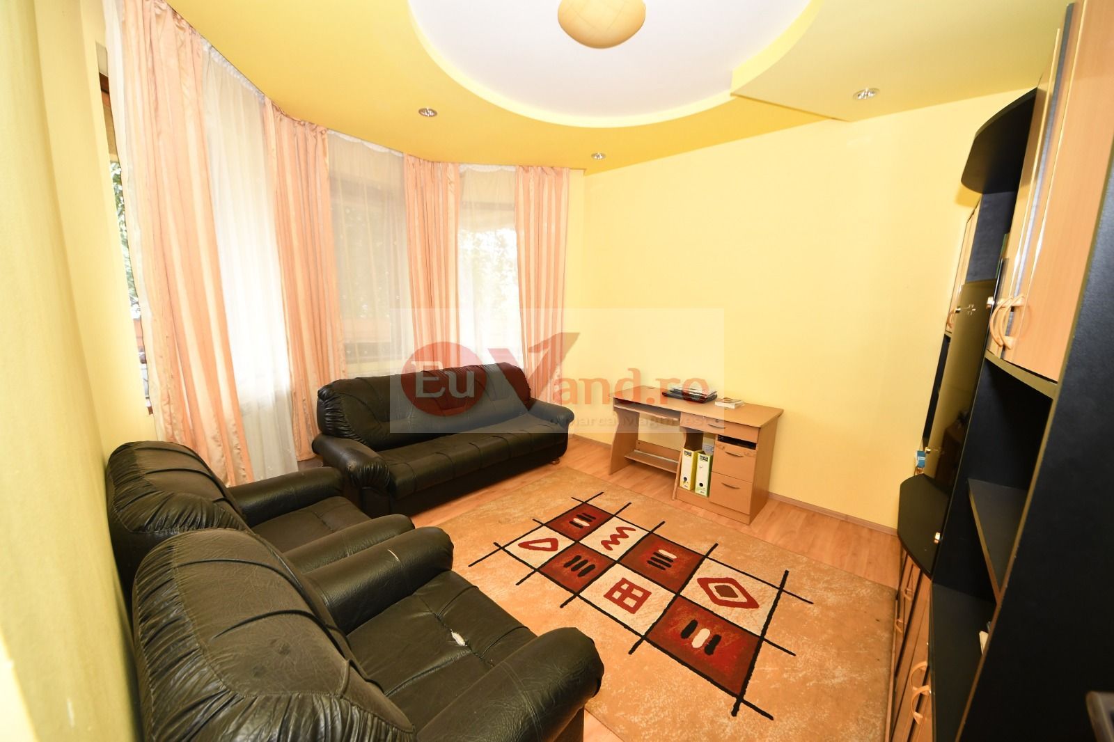 Vila spatioasa, pretabil pentru locuit/clinica, zona Micro 17 – Galati - Poză 30