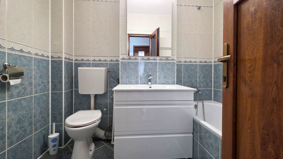 Gara – Port | 4 camere, 120 mp, 2 băi, living panoramic | termen lung - Poză 9