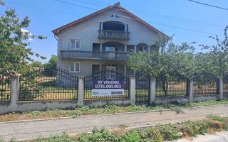 VANZARE VILA DIN BCA + TEREN 1.400 MP | STRADA PRINCIPALA | CRANGU, TELEORMAN - Poză 1