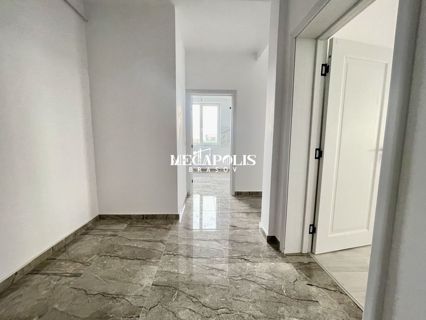 2 camere | Curte 292 mp | Bloc intabulat | 58 mp utili | Parcare - Poză 13