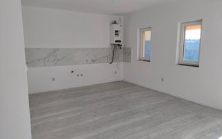 Vand sau schimb cu apartament, casa tip P in Martinesti - Poză 2