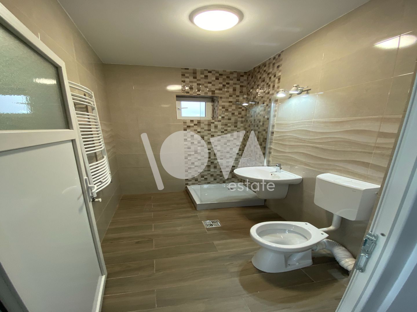 De închiriat: clădire birouri - clinică - 800 mp - renovată - Poză 8