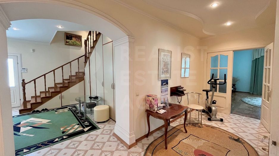 Vânzare, casă, 2 nivele, 5 camere, strada Muzelor,  Botanica - Poză 9