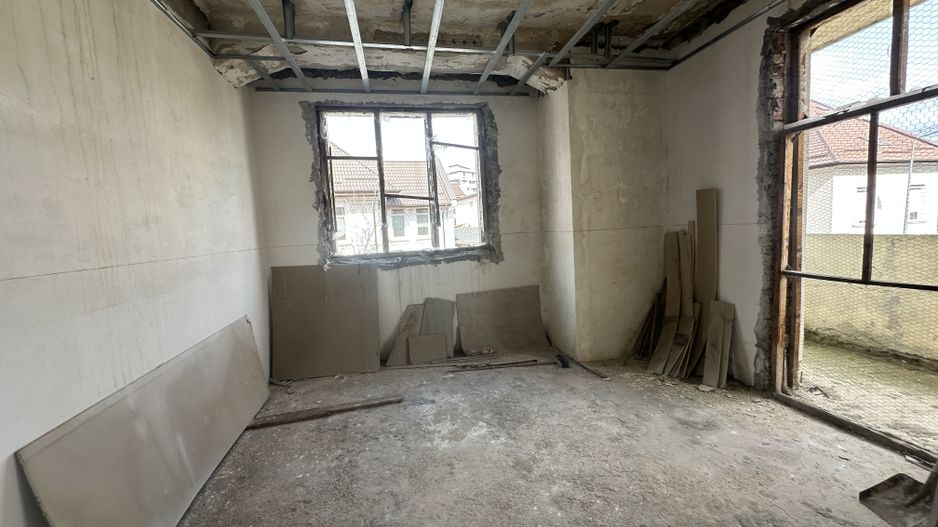 Vila Interbelica | S+P+2+M | Structura Consolidata - Poză 11