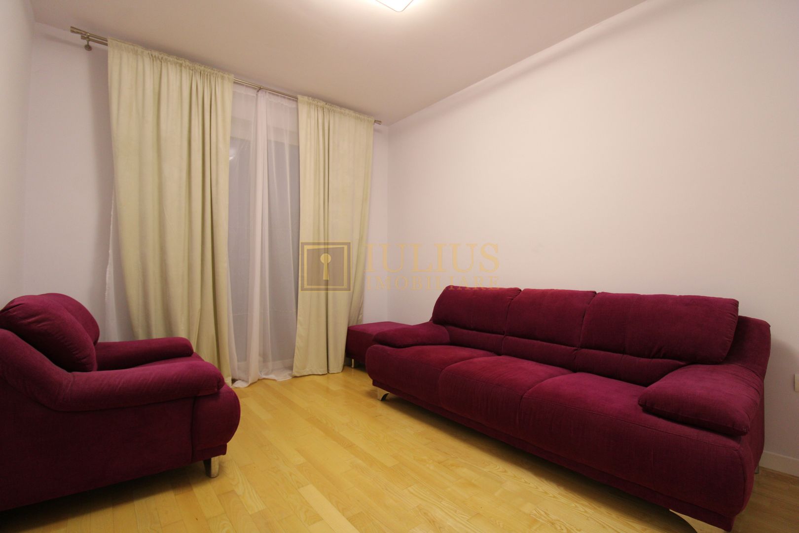 Casa in Ghiroda, 5 camere, 2 bai. - Poză 16