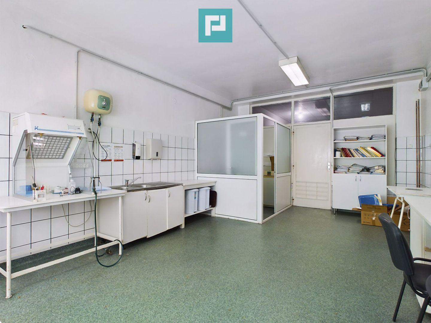 Spațiu medical generos situat ultracentral - Poză 6