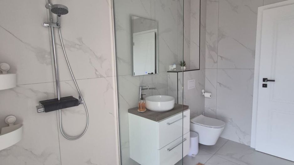 COMISION 0, Apartament 3 Camere, Mobilat, Utilat, Etaj 1, Mosnita Noua - Poză 11