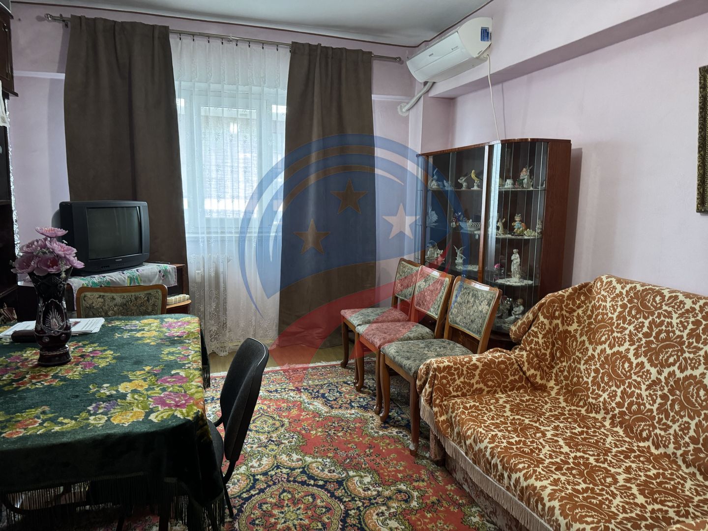 Apartament decomandat, 3 camere, zona Mall Electroputere - Poză 1