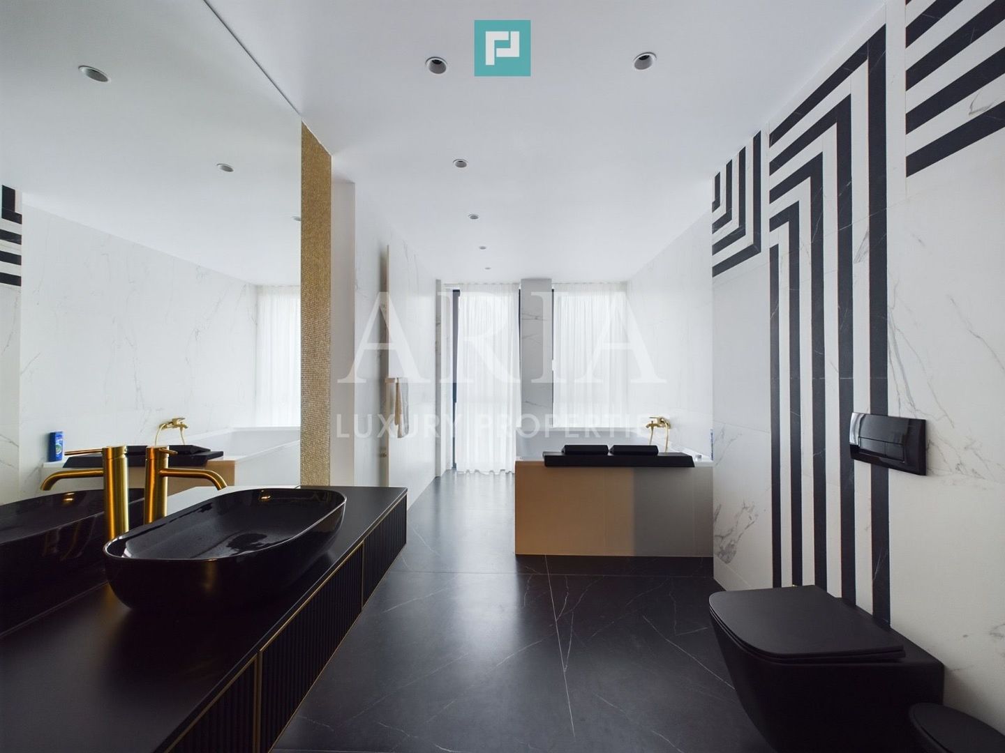 WATERFRONT VILLA 2024 POOL - Poză 9