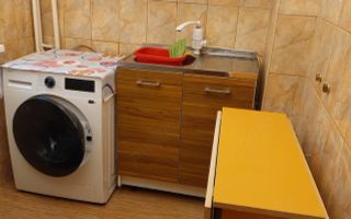 DE inchiriat apartament cu 2 camere, Micro 40, et. 1, 1500 lei - Poză 1