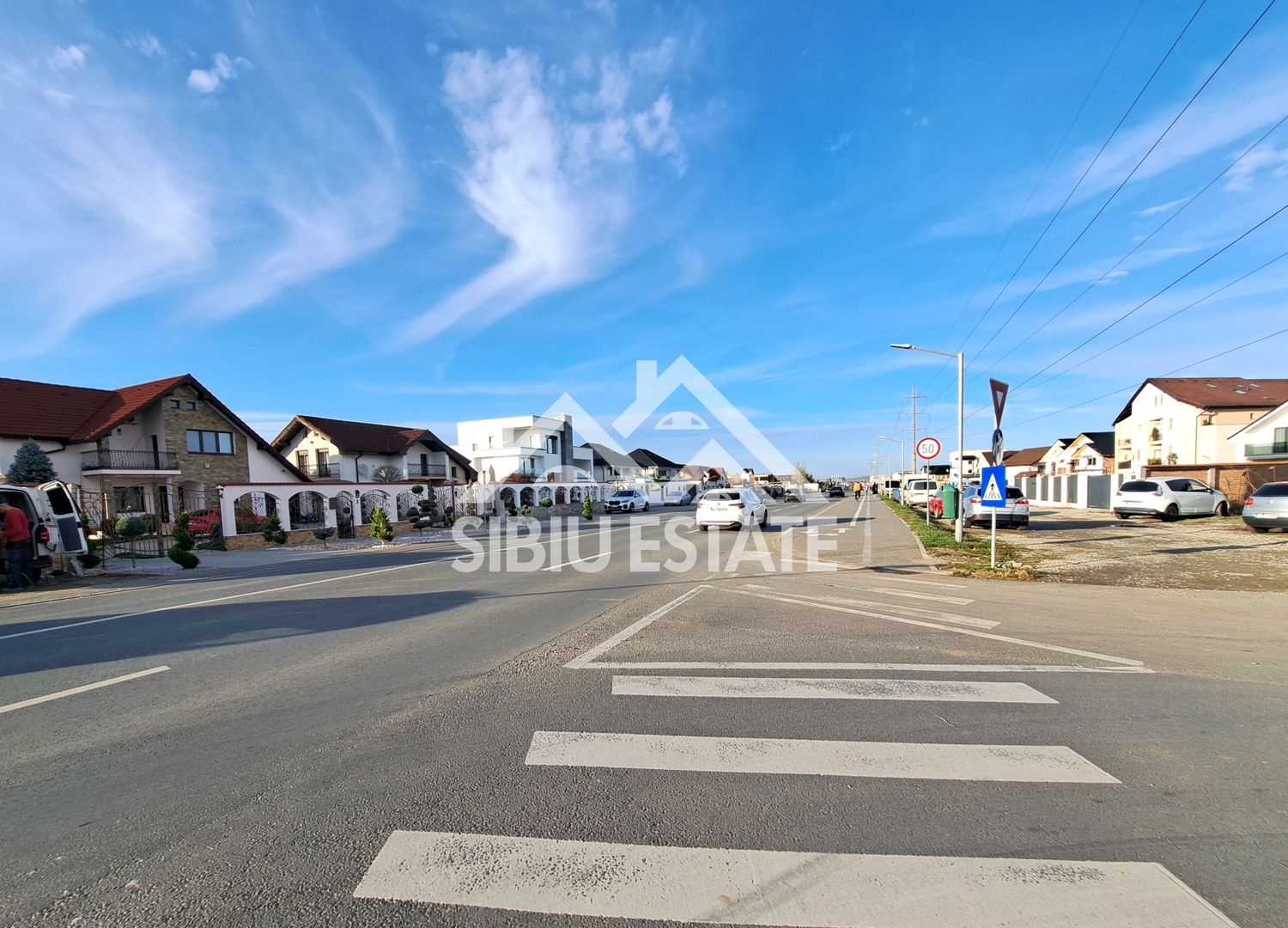Casa noua Sibiu, Arhitectilor 4 camere 2 bai curte - Poză 1